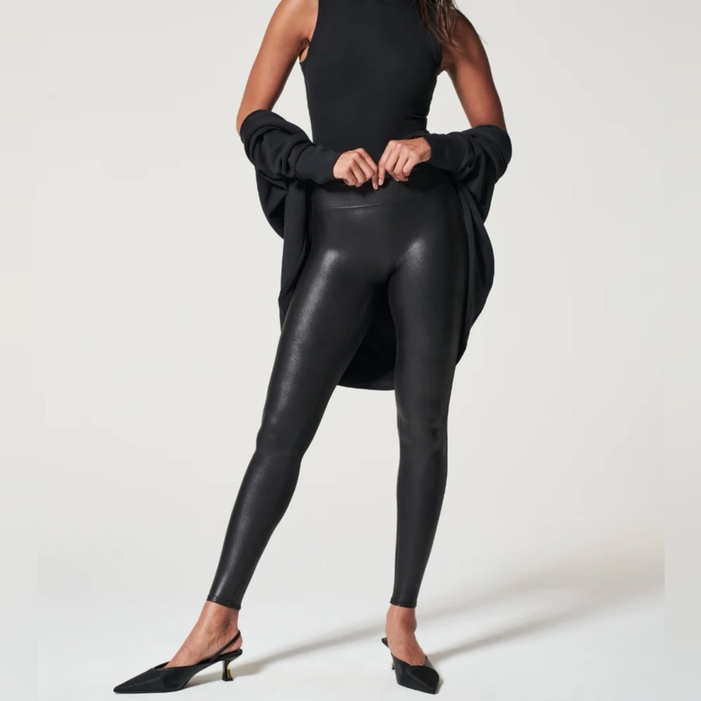 New Spanx Faux leather black leggings in 1X